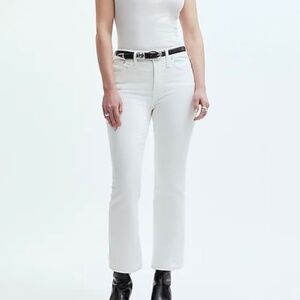 Madewell The Curvy Petite Kickout Jean